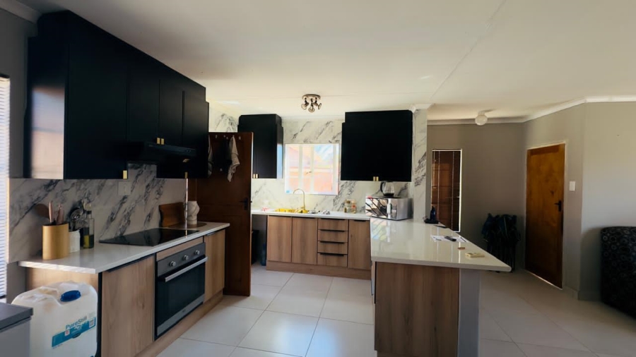 3 Bedroom Property for Sale in Kathu Northern Cape